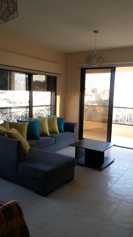 עמאן Cozy Dair Ghbar Apartment מראה חיצוני תמונה