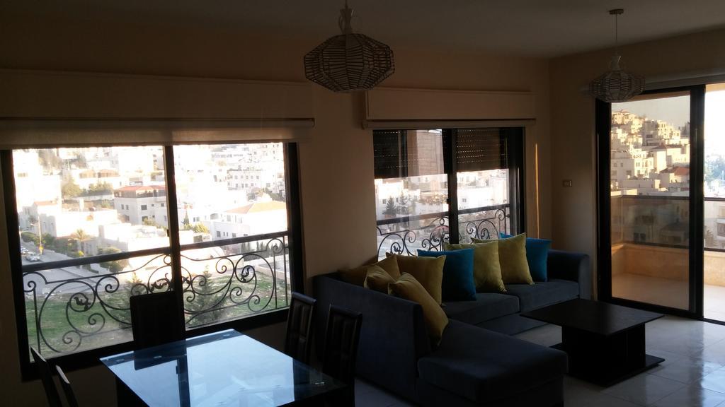 עמאן Cozy Dair Ghbar Apartment מראה חיצוני תמונה