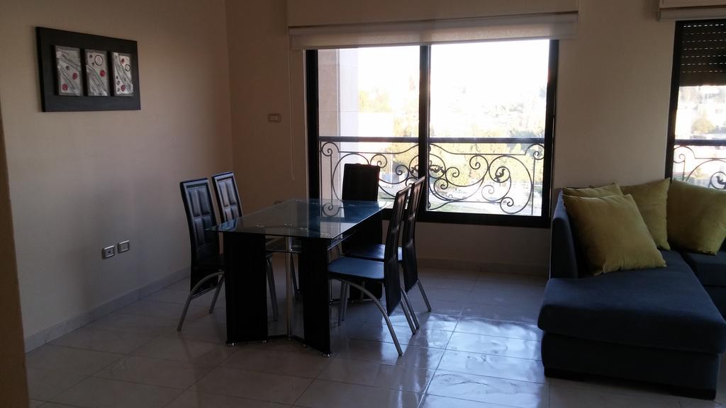 עמאן Cozy Dair Ghbar Apartment מראה חיצוני תמונה