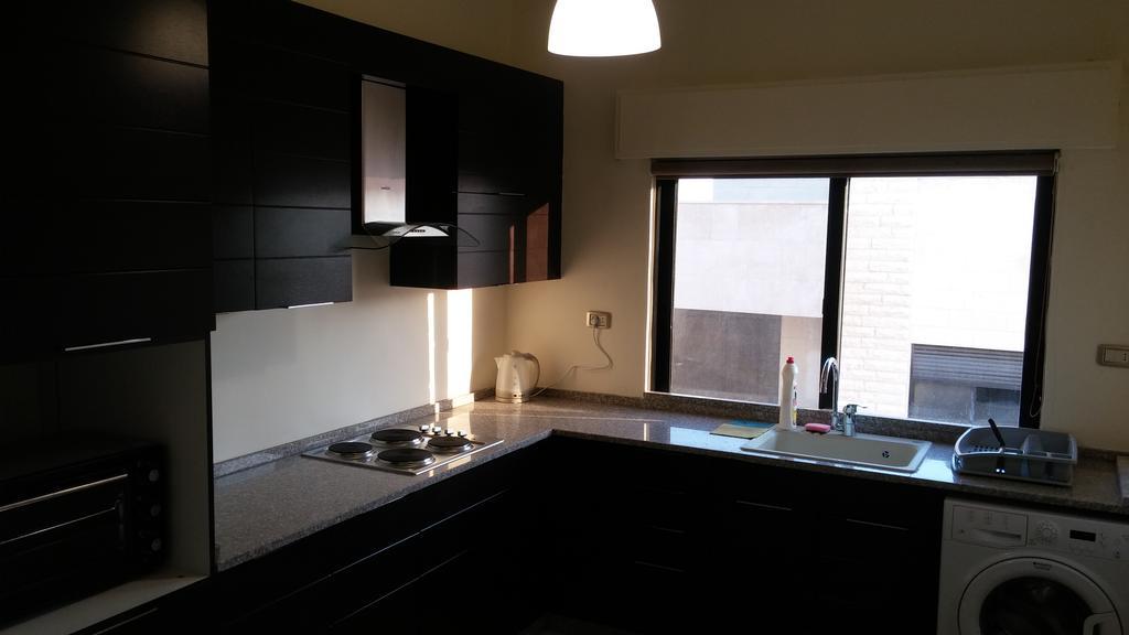 עמאן Cozy Dair Ghbar Apartment מראה חיצוני תמונה