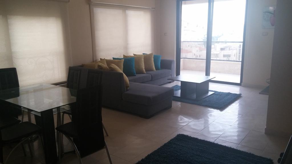 עמאן Cozy Dair Ghbar Apartment מראה חיצוני תמונה