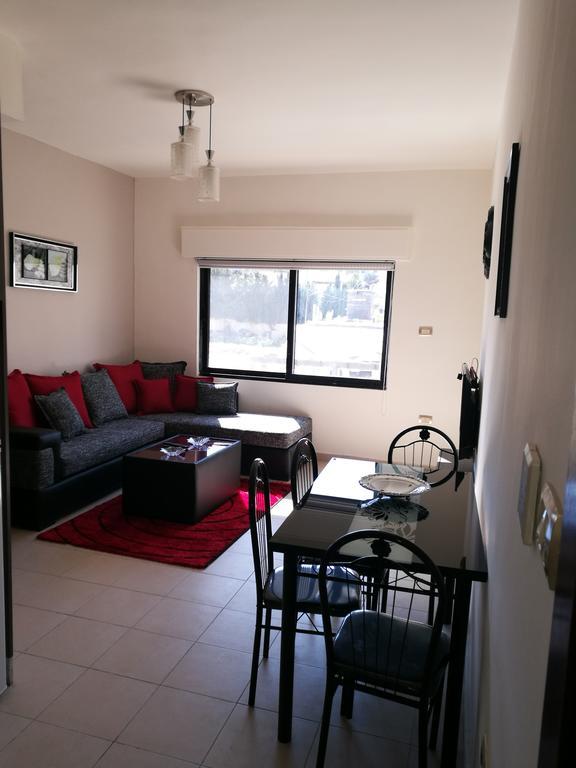 עמאן Cozy Dair Ghbar Apartment מראה חיצוני תמונה