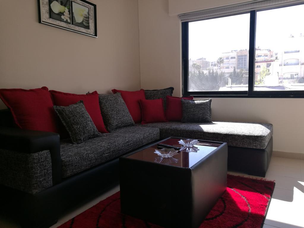 עמאן Cozy Dair Ghbar Apartment מראה חיצוני תמונה