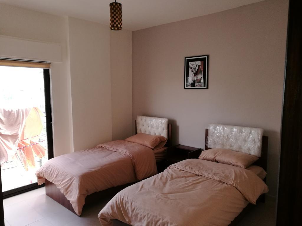 עמאן Cozy Dair Ghbar Apartment מראה חיצוני תמונה