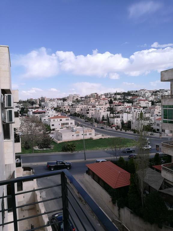 עמאן Cozy Dair Ghbar Apartment מראה חיצוני תמונה