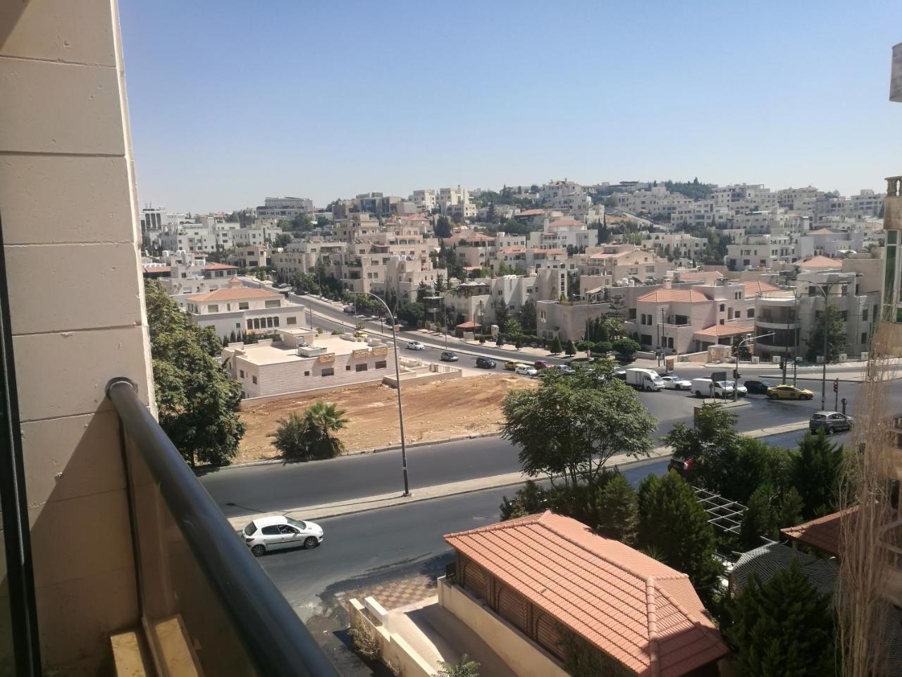 עמאן Cozy Dair Ghbar Apartment מראה חיצוני תמונה